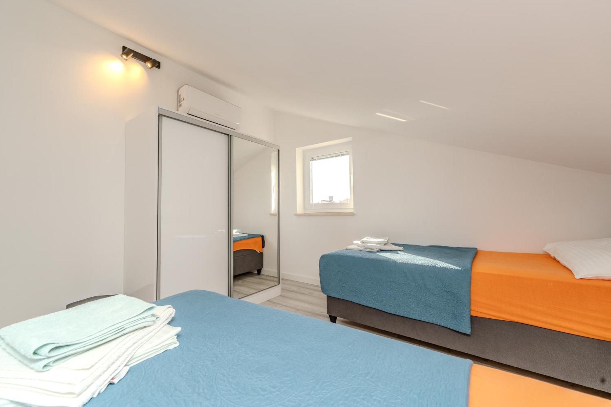 Dali II Apartment Novalja Luaran gambar
