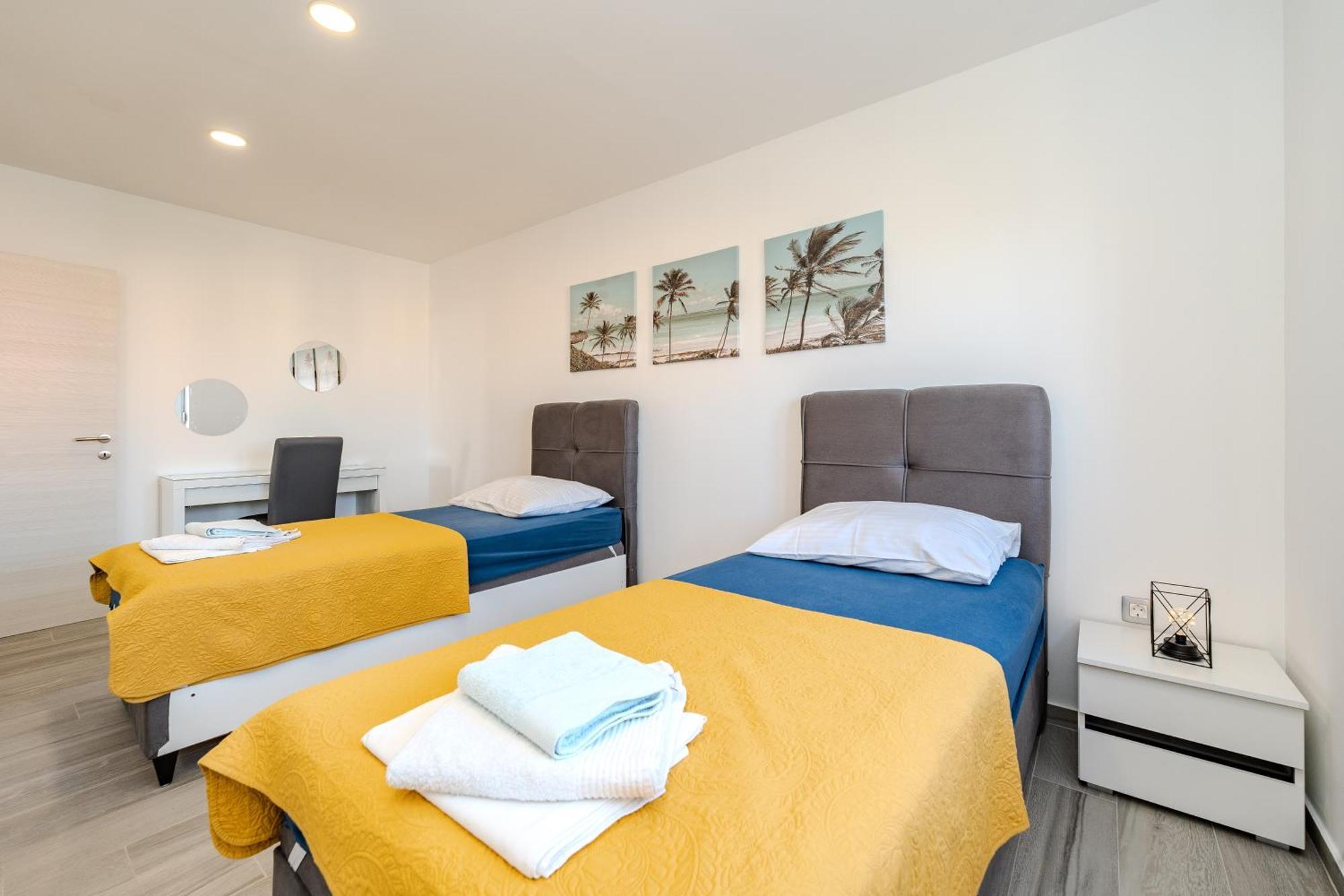 Dali II Apartment Novalja Luaran gambar