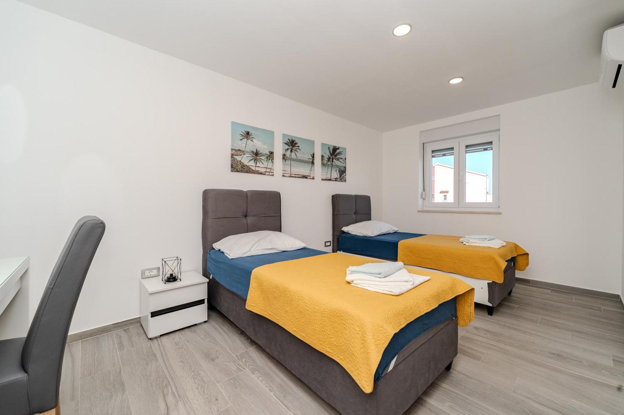 Dali II Apartment Novalja Luaran gambar