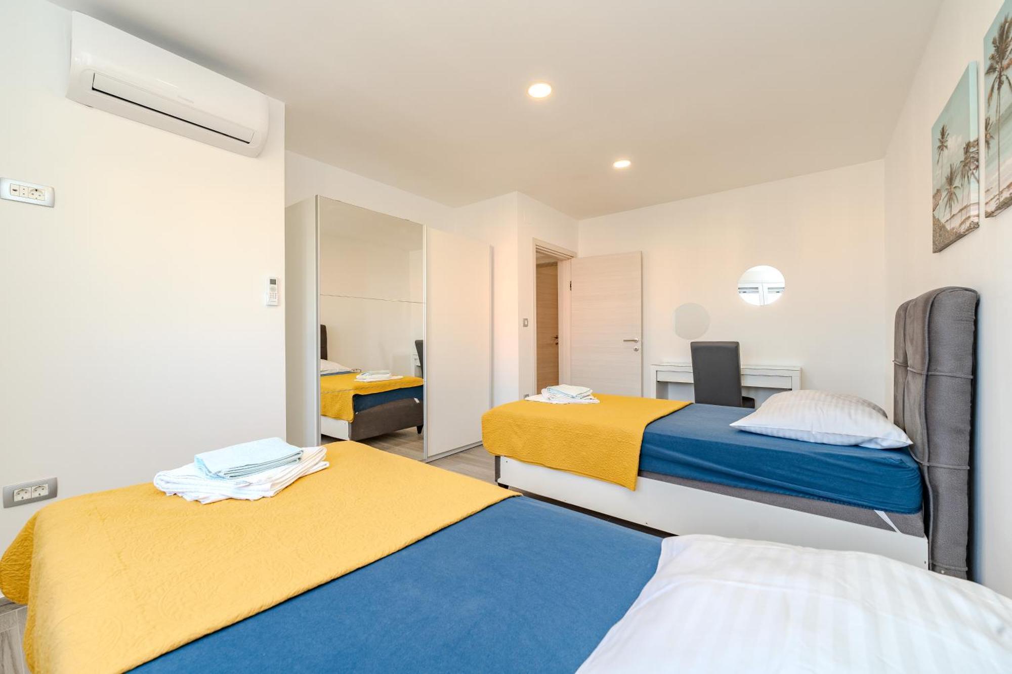 Dali II Apartment Novalja Luaran gambar