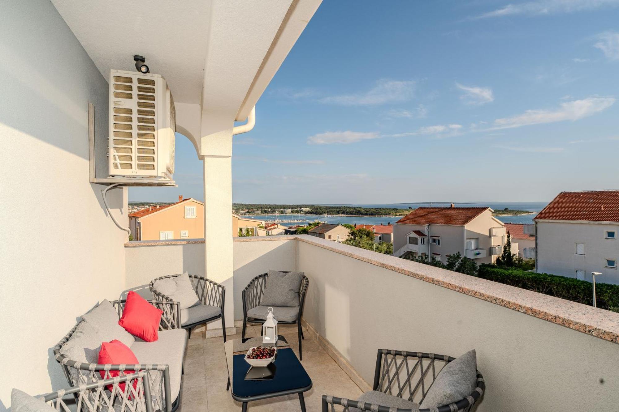Dali II Apartment Novalja Luaran gambar
